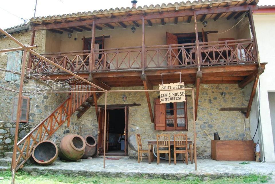 Xenis House Pensionat Galata Exteriör bild